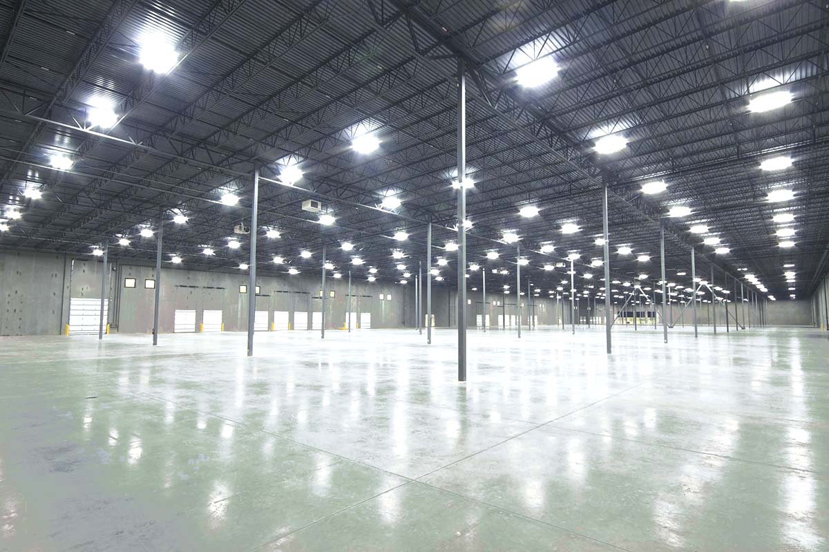 Lighting solutions with LED for warehouses and factories